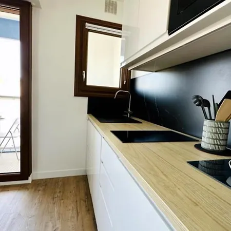 公寓 Le Temps D'une Pause - 350m De La Grande 莱萨布勒-多洛讷